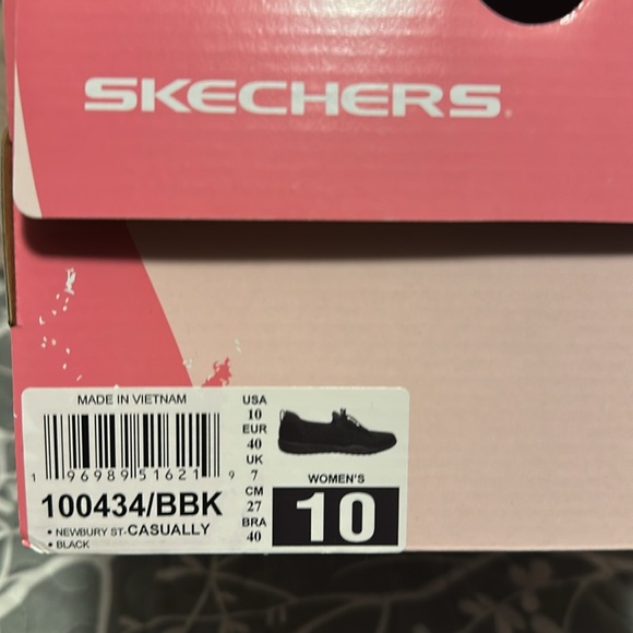 Skechers Stretch Fit black sneakers, size 10, NWT - Picture 3 of 7